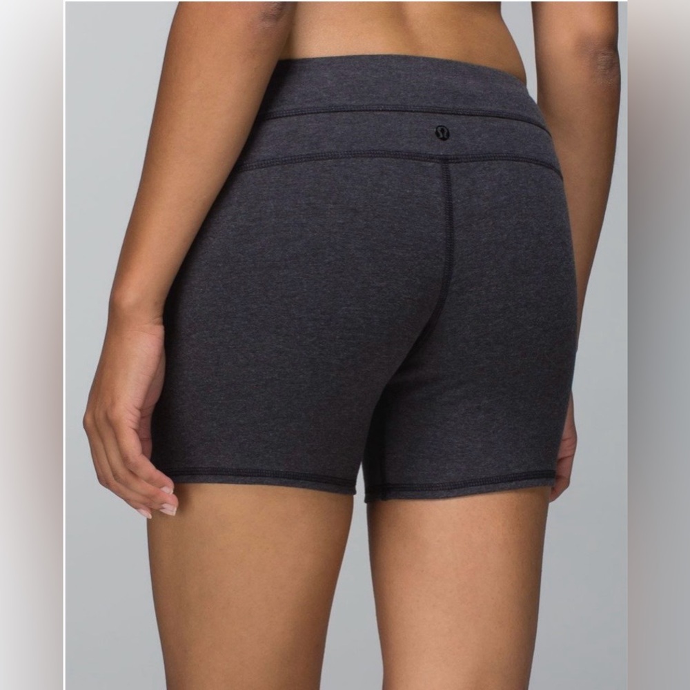 Lululemon Groove Short- Lulu Classic! 💕